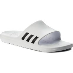 Klapki adidas - Aqualette CG3538 Ftwwht/Cblack/Ftwwht. Białe klapki męskie Adidas, bez wzorów, z tworzywa sztucznego, bez zapięcia. W wyprzedaży za 79.00 zł.