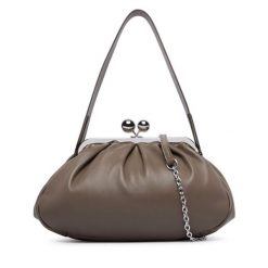 Torebka Weekend Max Mara. Brązowe torebki wizytowe damskie Weekend Max Mara, bez wzorów, bez dodatków. Za 1,839.00 zł.