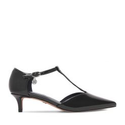Czółenka Nine West. Czarne czółenka damskie Nine West, bez wzorów, bez obcasa, bez zapięcia. Za 229.99 zł.