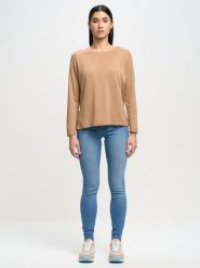 Sweter damski z wiskozy brązowy Airin 802. Brązowe swetry nierozpinane damskie BIG STAR, l, bez wzorów, ze skóry, klasyczne, bez kołnierzyka, bez ramiączek. W wyprzedaży za 129.99 zł.
