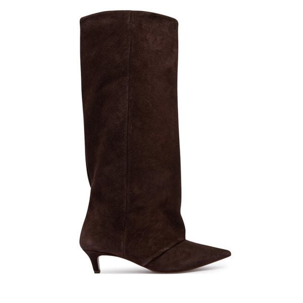 Kozaki Steve Madden. Brązowe kozaki damskie Steve Madden, bez wzorów, bez obcasa, na płaskiej podeszwie, bez zapięcia. Za 1,159.00 zł.