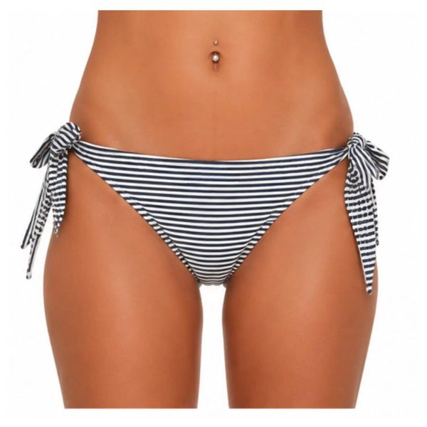 Dół od bikini Billabong Biarritz. Białe stroje kąpielowe damskie Billabong, l, bez wzorów, z materiału. Za 57.00 zł.