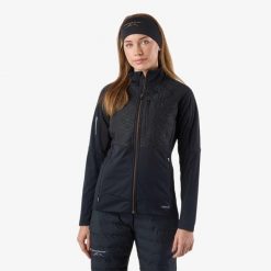 Kurtka do narciarstwa biegowego kobieca Swedemount Core X.C Jacket wodoodporna. Niebieskie kurtki sportowe damskie SWEDEMOUNT, l, bez wzorów, z materiału, bez ramiączek, bez kaptura, na fitness i siłownię. Za 359.99 zł.
