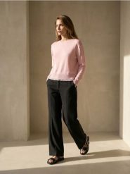 Sweter chunky z koronkowym wykończeniem - różowy. Czerwone swetry nierozpinane damskie Sinsay, l, bez wzorów, z koronki, bez kołnierzyka, bez ramiączek. Za 39.99 zł.