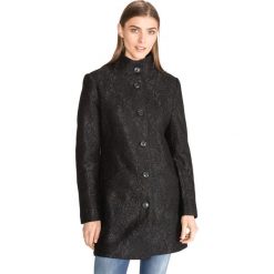 Desigual Simone Płaszcz Czarny. Czarne płaszcze damskie Desigual, na wiosnę, bez wzorów, z elastanu, bez kołnierzyka, bez kaptura. Za 895.95 zł.