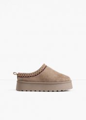 Ocieplane botki na platformie Tom Tailor. Brązowe botki damskie bonprix, bez wzorów, eleganckie, bez obcasa, na platformie, bez zapięcia. Za 129.99 zł.