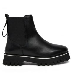 Botki Patrizia Pepe. Czarne botki damskie Patrizia Pepe, bez wzorów, bez obcasa, na płaskiej podeszwie, bez zapięcia. Za 439.99 zł.