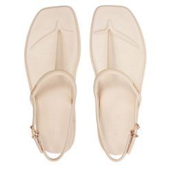 Sandały Crocs. Brązowe sandały damskie Crocs, bez wzorów, bez obcasa, na płaskiej podeszwie, bez zapięcia. Za 129.99 zł.