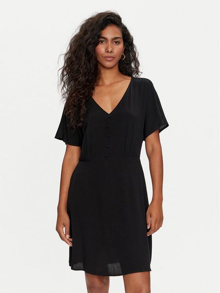 Vila Sukienka codzienna Moashly 14089472 Czarny Loose Fit. Czarne sukienki damskie Vila, na co dzień, bez wzorów, z wiskozy, bez kołnierzyka, bez ramiączek, proste. Za 109.99 zł.