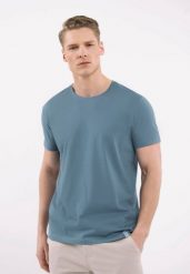 Bawełniana koszulka T-BASIC. Niebieskie t-shirty męskie Volcano, l, bez wzorów, z bawełny, bez kołnierzyka, bez ramiączek. Za 54.99 zł.