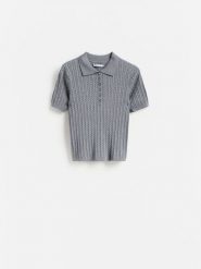 Sweter z krótkimi rękawami - szary. Szare swetry nierozpinane damskie Reserved, l, bez wzorów, z bawełny, bez kołnierzyka, bez ramiączek. Za 99.99 zł.