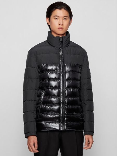 BOSS Kurtka zimowa Cure 50446165 Czarny Regular Fit. Czarne kurtki męskie Boss, na zimę, m, bez wzorów, z syntetyku, bez kaptura. Za 1,009.00 zł.