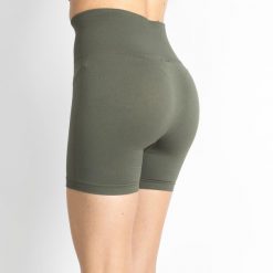 Spodenki sportowe damskie Xtreme Sportswear. Zielone obuwie sportowe damskie Xtreme, bez wzorów, z elastanu, bez zapięcia, na fitness i siłownię. Za 133.99 zł.