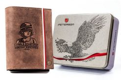 Portfel patriotyczny Peterson PTN 317PW-04 2-1-4 brązowy. Brązowe portfele męskie Peterson, bez wzorów, z nubiku. Za 104.00 zł.