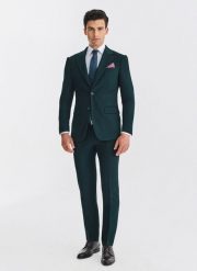 PAKO LORENTE – Zielony garnitur męski. Zielone garnitury męskie Pako Lorente, m, bez wzorów, z elastanu, młodzieżowe. Za 1,599.98 zł.