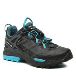 Trekkingi Aku. Czarne obuwie trekkingowe damskie Aku, z gore-texu, bez zapięcia. Za 739.99 zł.