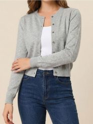 Klasyczny kardigan zapinany na guziki - szary. Szare kardigany damskie Sinsay, l, bez wzorów, klasyczne, bez kołnierzyka. Za 39.99 zł.