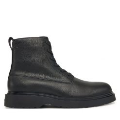 Trzewiki Calvin Klein. Czarne botki męskie Calvin Klein, bez wzorów, bez obcasa, bez zapięcia. Za 559.99 zł.