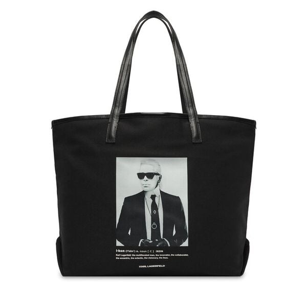 Torebka KARL LAGERFELD. Czarne shopperki damskie KARL LAGERFELD, bez wzorów, bez dodatków. Za 429.99 zł.