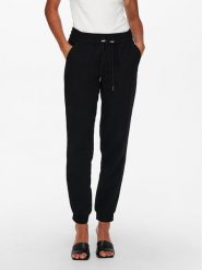 ONLY Spodnie dresowe 15203946 Czarny Regular Fit. Czarne spodnie dresowe damskie ONLY, bez wzorów, z dresówki. Za 169.99 zł.