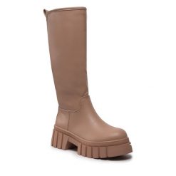 Kozaki DeeZee. Brązowe kozaki damskie DeeZee, bez wzorów, bez obcasa, na płaskiej podeszwie, bez zapięcia. Za 249.99 zł.