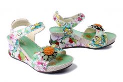 LAURA VITA 0006871 Barry 36 vert, sandały damskie. Zielone sandały damskie Laura Vita, bez wzorów, ze skóry, bez obcasa, na koturnie, bez zapięcia. Za 374.90 zł.