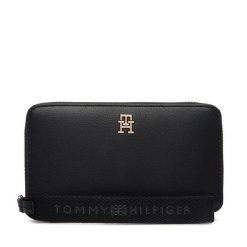 Portfel Tommy Hilfiger. Czarne portfele damskie Tommy Hilfiger. Za 269.99 zł.