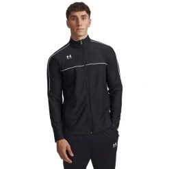 Under Armour M CHALLENGER TRACK JACKET kurtka treningowa męska. Czarne kurtki sportowe męskie Under Armour, m, bez wzorów, z dresówki, bez kaptura, na fitness i siłownię. W wyprzedaży za 188.99 zł.