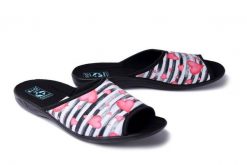 ADANEX SAK1VD SARA 27987 czerwony/czarny, klapki damskie. Czerwone klapki damskie Adanex, bez wzorów, bez obcasa, bez zapięcia. Za 59.99 zł.