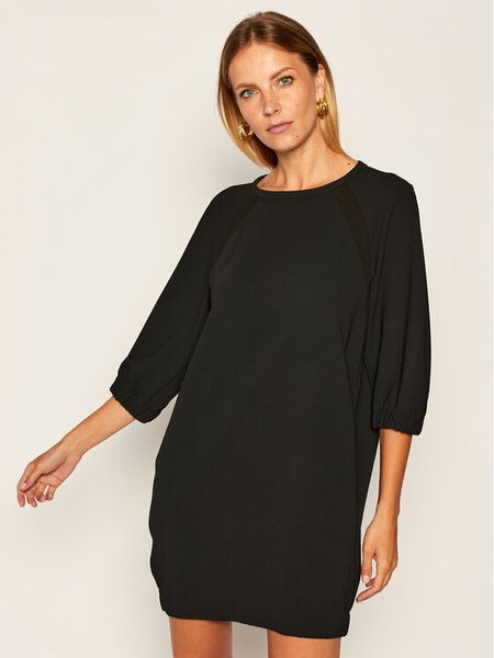 Marella Sukienka codzienna Karlie 32261408 Czarny Regular Fit. Czarne sukienki damskie Marella, na co dzień, bez wzorów, z syntetyku, bez kołnierzyka, bez ramiączek, proste. Za 789.99 zł.
