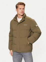 Guess Kurtka zimowa M4BL20 WGII2 Khaki Regular Fit. Brązowe kurtki męskie Guess, na zimę, m, z aplikacjami, z syntetyku, bez kaptura. Za 699.99 zł.