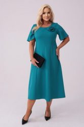 Elegancka sukienka Doris na wesele w odcieniach zieleni PLUS SIZE XXL. Zielone sukienki damskie Moda Size Plus Iwanek, na imprezę, plus size, bez wzorów, z elastanu, eleganckie, bez kołnierzyka, plus size, bez ramiączek, midi, rozkloszowane. Za 349.90 zł.