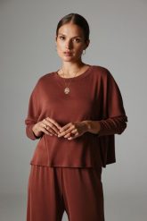 BLUZKA TELMA MARSALA One size - Flawless. Brązowe bluzki damskie Flawless, bez wzorów, z materiału, eleganckie, bez kołnierzyka, bez ramiączek. Za 287.00 zł.