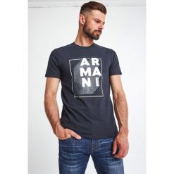 T-SHIRT ARMANI EXCHANGE. T-shirty męskie Armani Exchange, m, bez wzorów, bez kołnierzyka, bez ramiączek. W wyprzedaży za 82.17 zł.