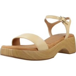 Sandały UNISA IRITA NTO Beżowy. Brązowe sandały damskie Unisa, bez wzorów, ze skóry, bez obcasa, bez zapięcia. Za 353.99 zł.