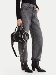 Guess Torba weekendowa V5BZ08 WF660 Czarny. Czarne torby podróżne damskie Guess, z aplikacjami, z poliesteru. Za 199.99 zł.