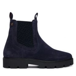 Sztyblety Tommy Hilfiger. Niebieskie botki damskie Tommy Hilfiger, bez wzorów, bez obcasa, na płaskiej podeszwie, bez zapięcia. Za 649.99 zł.