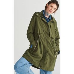 Kurtka parka z kapturem - Khaki. Brązowe kurtki damskie Reserved, bez wzorów, z kapturem. Za 179.99 zł.