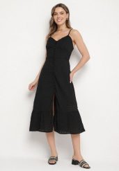 Czarna Sukienka Rozkloszowana na Ramiączkach z Guzikami z Wiskozą Efrinelle. Czarne sukienki damskie Born2be, na co dzień, l, bez wzorów, z wiskozy, eleganckie, bez kołnierzyka, bez ramiączek, midi, rozkloszowane. Za 99.99 zł.