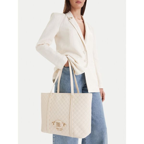 Torebka Nine West. Białe shopperki damskie Nine West, bez wzorów, bez dodatków. Za 155.99 zł.