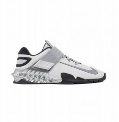Nike Savaleos SE FZ8664-001 białe 42. Białe buty sportowe męskie Nike, bez wzorów, bez zapięcia. Za 577.99 zł.