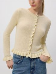 Sweter z guzikami - Inny. Swetry nierozpinane damskie Reserved, l, bez wzorów, z dzianiny, bez kołnierzyka, bez ramiączek. Za 109.99 zł.