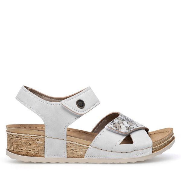 Sandały Inblu. Brązowe sandały damskie Inblu, bez wzorów, bez obcasa, na płaskiej podeszwie, bez zapięcia. Za 129.99 zł.