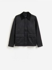 Kurtka z kołnierzem - czarny. Czarne kurtki męskie Reserved, l, bez wzorów, z bawełny, bez kaptura. Za 229.99 zł.
