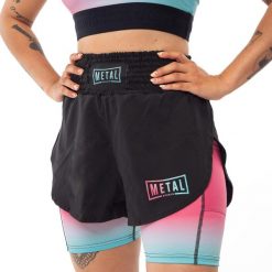 Krótkie 2 w 1 dla kobiet Metal Boxe Miami Vice. Czerwone szorty damskie METAL BOXE, bez wzorów, sportowe. Za 176.50 zł.