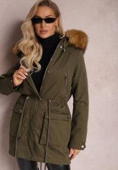 Ciemnozielona Kurtka Parka z Kieszeniami i Kapturem z Futerkiem Caulisa. Zielone kurtki damskie Renee, l, bez wzorów, z futra. Za 249.99 zł.