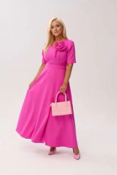Sukienka MAXI Mirabella w odcieniu intensywnego różu z odpinanym kwiatem i kokardą OVERSIZE PLUS SIZE XXL WIOSNA LATO. Czerwone sukienki damskie Moda Size Plus Iwanek, na imprezę, na lato, l, bez wzorów, z elastanu, eleganckie, bez kołnierzyka, plus size, bez ramiączek, maxi, oversize. Za 489.90 zł.