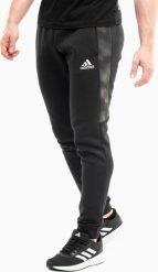 Adidas Spodnie męskie adidas Essentials Camo Print Fleece Pant czarne HL6929 S. Czarne spodnie sportowe męskie Adidas, m, bez wzorów. Za 182.12 zł.