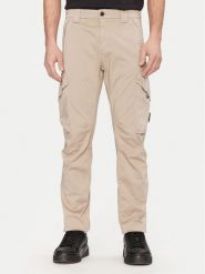 C.P. Company Spodnie materiałowe 18CMPA058A005694G Khaki Regular Fit. Brązowe spodnie materiałowe męskie C.P. Company, bez wzorów, z bawełny. Za 619.99 zł.