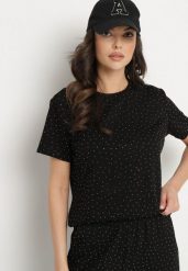 Czarny T-shirt z Wiskozą Ozdobiony Cyrkoniami Hirritia. Czarne t-shirty damskie Born2be, l, z aplikacjami, z jeansu, klasyczne, bez kołnierzyka, bez ramiączek. Za 79.99 zł.